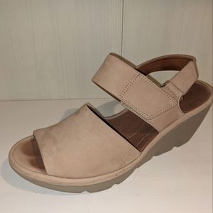 Clarks Artisan Cream Wedges